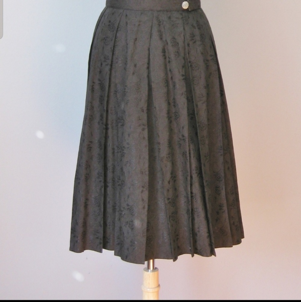 Vintage 1950's silk jacquard little black dress M - Picture 3 of 7